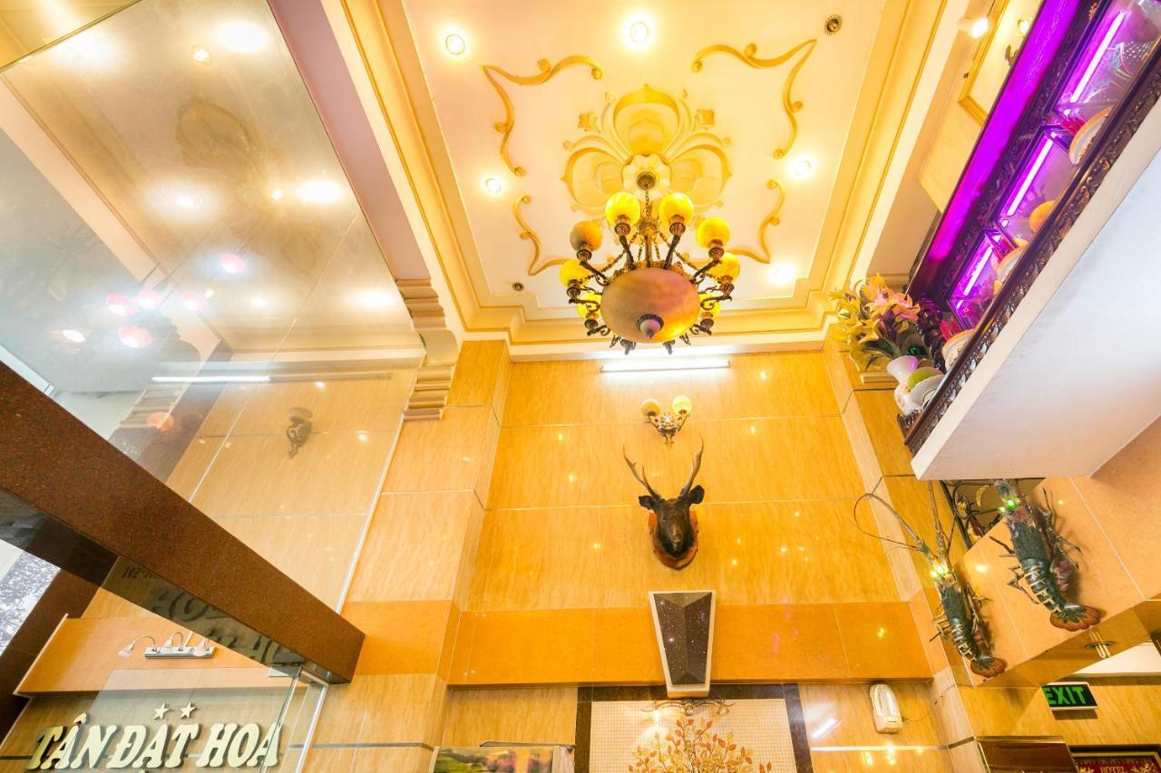 Tan Dat Hoa Hotel & Massage Ho Si Minh-város Kültér fotó